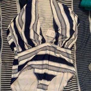 Xl bathing suit